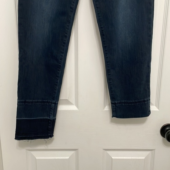 Hudson 26, Zooey high rise crop, 26” inseam - Picture 6 of 8
